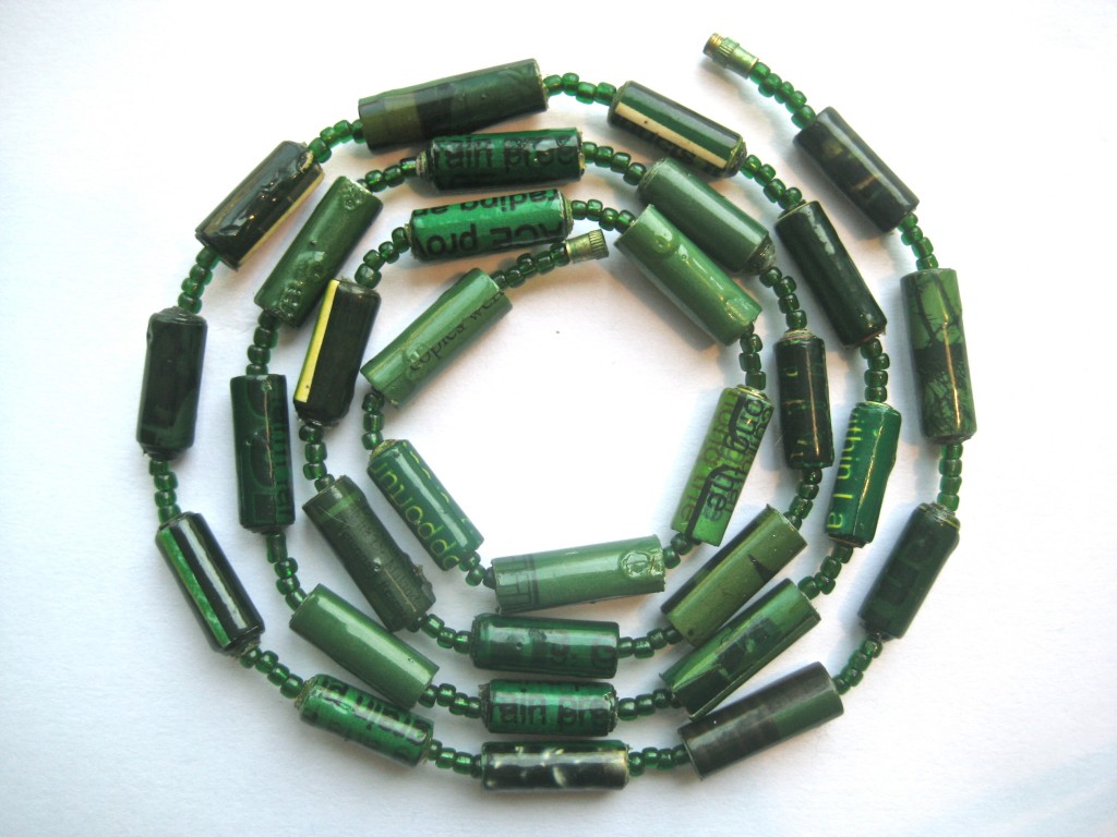 jude necklace coiled