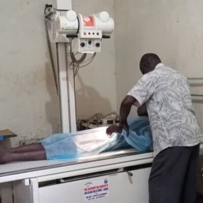 Child at the hospital getting medication (1)